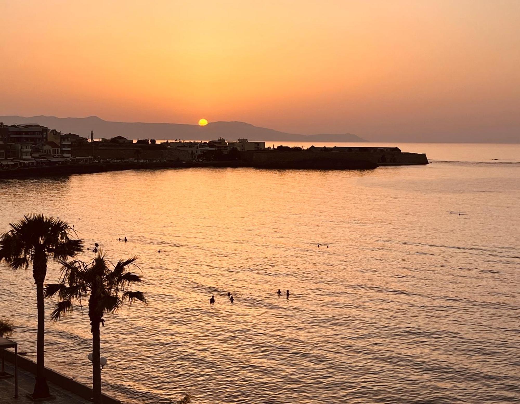 Zonapartments A Sea View-City Center Chania  Exterior foto